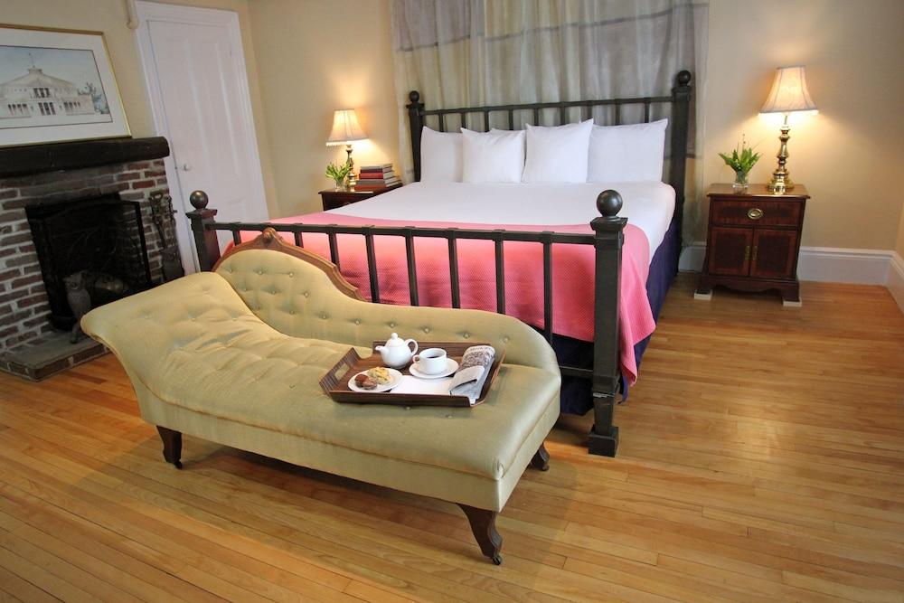 The Kennebunk Inn Bagian luar foto