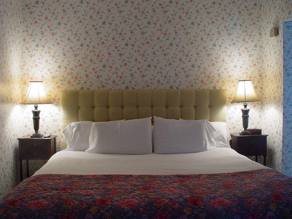 The Kennebunk Inn Bagian luar foto